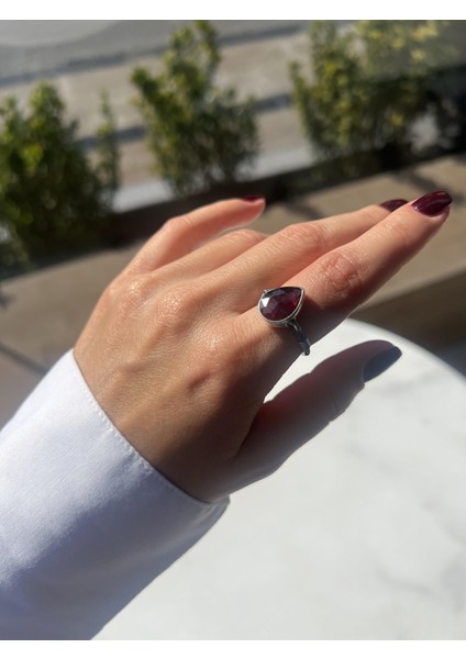 El Işi Tasarım Yakut Yüzük