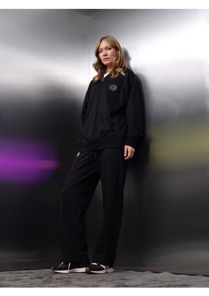 Kadın Nakış Detay Fermuarlı Sweat Takım fırsatları