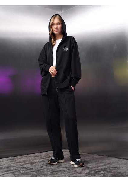 Kadın Nakış Detay Fermuarlı Sweat Takım