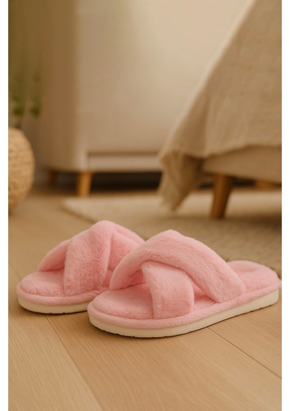 CP30 Tüylü Pofuduk Çapraz Kışlık Kadın Ev Terliği fiyatları