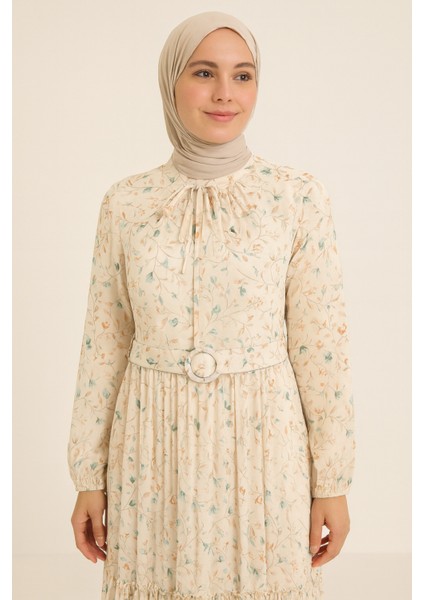 Tesettür Krem Desen Küçük Çiçekli Elbise