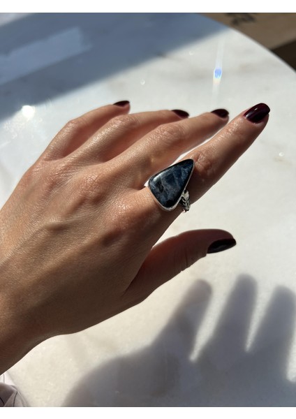 Peatreside Taşlı El Işi Tasarım Yüzük