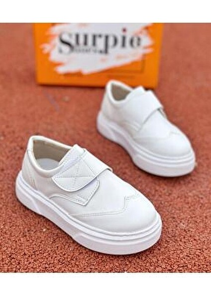 Çocuklar İçin Günlük Ayakkabı Kalın Topuk Cırtlı Bağlama ile Kolay Giyme modelleri