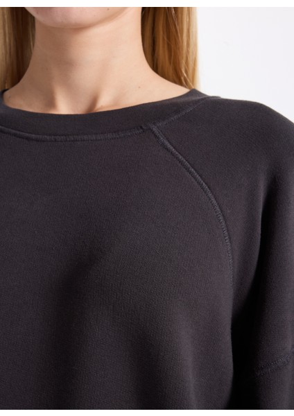Yuvarlak Yaka Antrasit Kadın Sweatshırt ATU03BH25TEN fırsatları