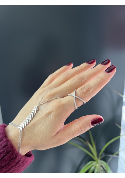 Küçük Çapraz Taşlı Gümüş Yüzük