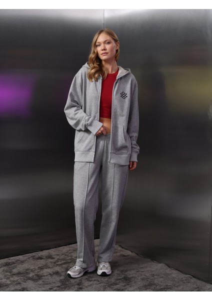 Kadın Nakış Detay Fermuarlı Sweat Takım