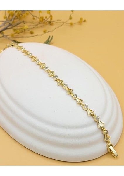 Zirkon Taşlı Üçgen Model Gold Kaplama Bileklik modelleri