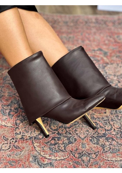 Aveny Ince Topuk Sivri Burun Katlama Detaylı Acı Kahve Kadın Bot