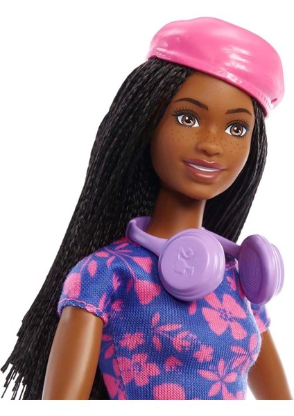 Bfs Nessiworld HGX55 Barbie Brooklyn Seyahatte Bebeği ve Aksesuarları indirimleri