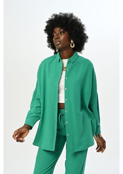 Kadın Düz Renk Oversize Kesim Gömlek modelleri
