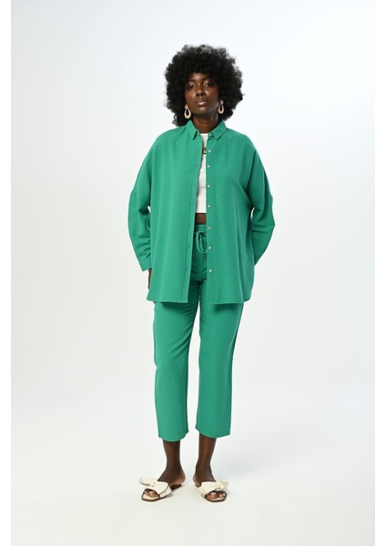 Kadın Düz Renk Oversize Kesim Gömlek fırsatları