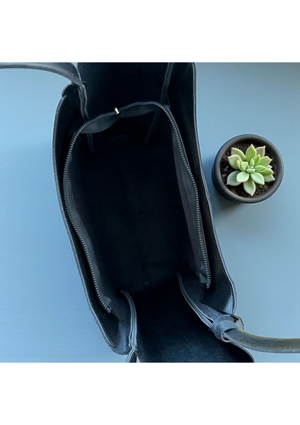 Büyük Boy Cüzdan Detaylı Kadın Omuz Çantası modelleri