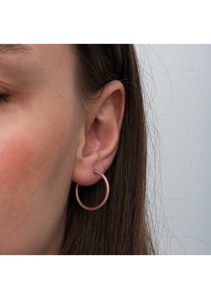 Gümüş Rose Kalemli Halka Kadın Küpe fırsatları