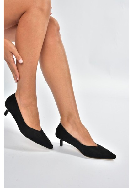 V404090302 Siyah Süet Sivri Burun Alçak Topuklu Kadın Ayakkabı fiyatları