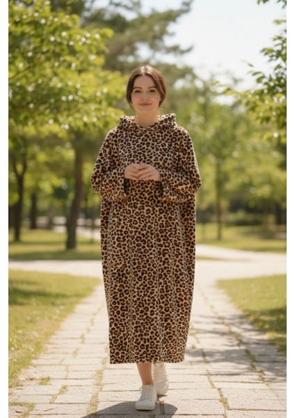 Serona Wellsoft Peluş Kapüşonlu Uzun Panço Yumuşak Dokulu Giyilebilir Tv Battaniyesi | Leopar S/m