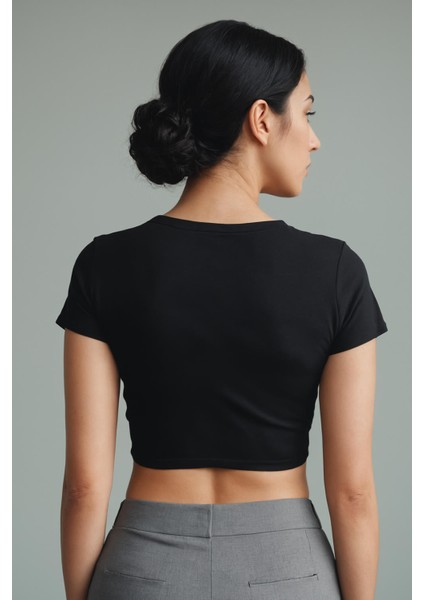 Enjoy Being Alone Baskılı Siyah Crop Top fiyatları