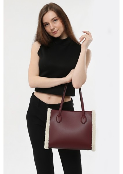 Bordo Polar Detaylı Geniş Omuz Çantası