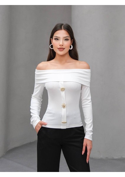 Madonna Yaka Üç Düğmeli Bluz fırsatları