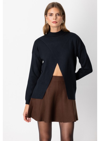 Kadın Dik Yaka Asimetrik Kesim Triko Kazak 65343 Siyah fiyatları