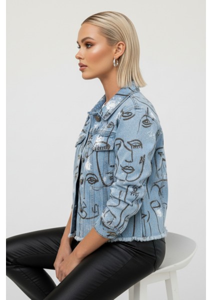 Kadın Mavi Düğmeli Uzun Kollu Surat/yüz Baskılı Crop Denim Jean Ceket Kadın | Yeni Sezon Kadın Ceket fırsatları