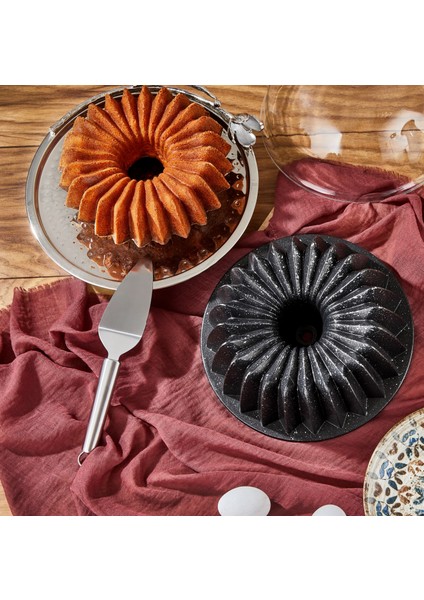 Döküm Dilimli Keskin Kek Kalıbı 260 mm (RSS105)