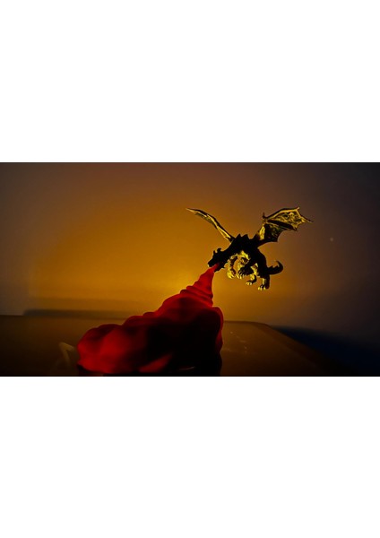 Ateş Püskürten Ejderha Figür-Lambader