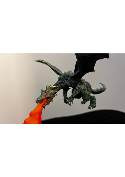 Ateş Püskürten Ejderha Figür-Lambader