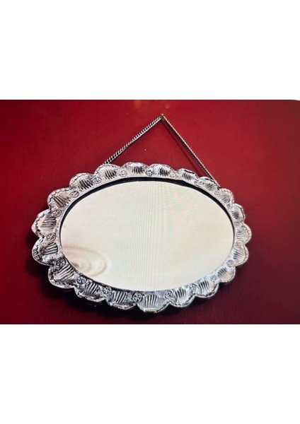 Gümüş Duvar Aynası 20,5 cm 15,5 cm Ölçülerinde - Kenarında Hafif Ezikler Mevcuttur fiyatları