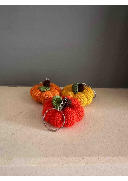 El Yapımı Amigurumi Balkabağı Anahtarlık – Renkli Örgü Sevimli Çanta ve Araba Anahtarlığı Aksesuarı