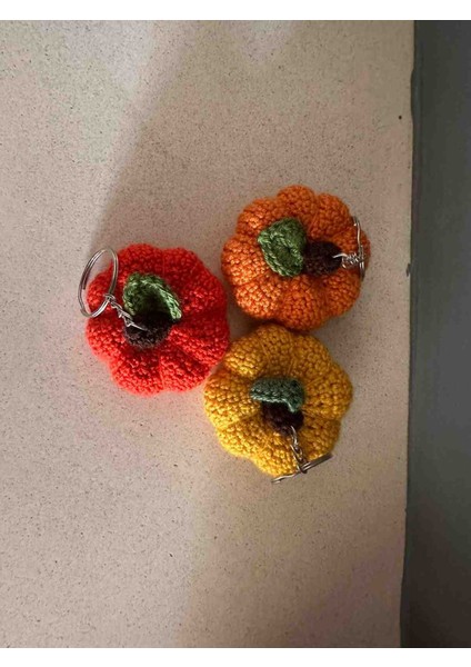 El Yapımı Amigurumi Balkabağı Anahtarlık – Renkli Örgü Sevimli Çanta ve Araba Anahtarlığı Aksesuarı fiyatları