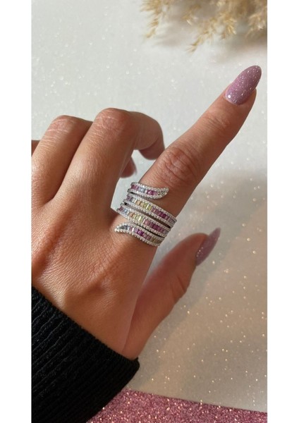 Beyaz Altın Kaplama Rainbow Renkli Baget Taşlı Sarmal Yüzük 925 Ayar Gümüş Yüksek Kalite Üretim modelleri