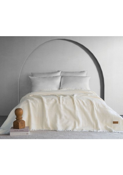 Strada Fitilli Yatak Örtüsü - Krem