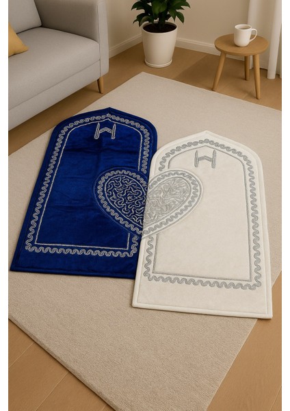 Beyza Mavi Krem Kadife 2'li Çift Kalpli Nakışlı Seccade Süngerli Çeyizlik Bohça Eşli Namazlık fiyatları