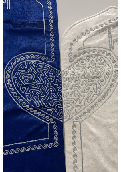 Beyza Mavi Krem Kadife 2'li Çift Kalpli Nakışlı Seccade Süngerli Çeyizlik Bohça Eşli Namazlık fırsatları