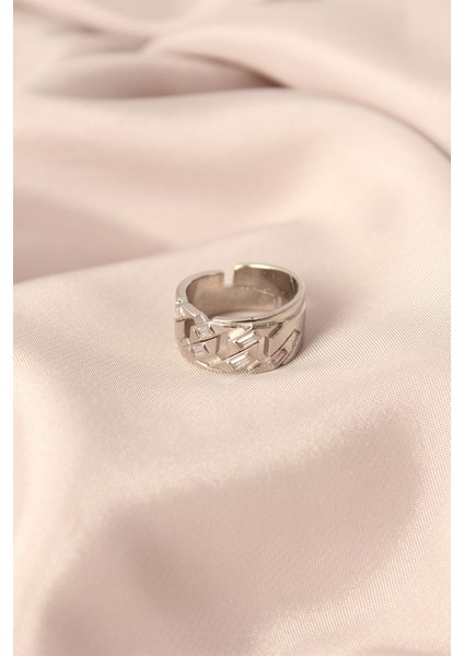 Gümüş Renk Metal Taşlı Model Ayarlanabilir Kadın Yüzük - Lisinya