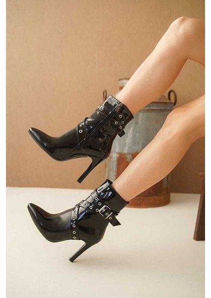 Atye Premium Siyah Ince Topuklu Fermuarlı Bot fiyatları