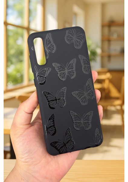 Samsung Galaxy A50 Uyumlu Siyah Kelebek Desenli Silikon Darbe Emici Klasik Korumalı Rubber Kılıf