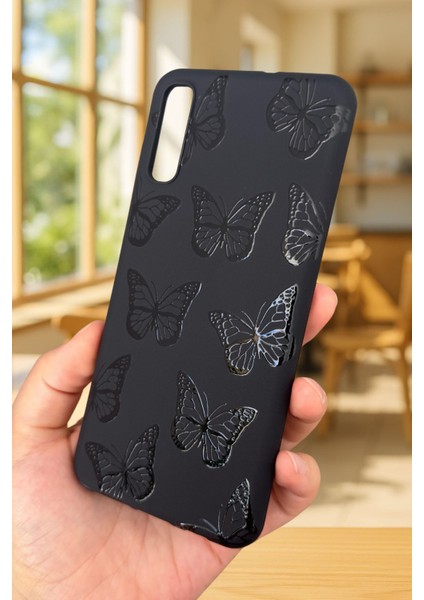 Samsung Galaxy A50 Uyumlu Siyah Kelebek Desenli Silikon Darbe Emici Klasik Korumalı Rubber Kılıf modelleri