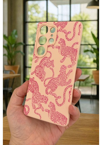 Samsung Galaxy S25 Ultra - Pembe Leopar Desenli Silikon Darbe Emici Klasik Korumalı Rubber Kılıf fırsatları