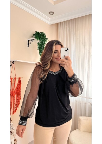 Kadın Uzun Kollu Bisiklet Yaka Taşlı Kol Tül Detaylı Sandy Bluz