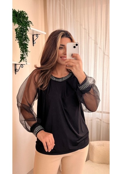 Kadın Uzun Kollu Bisiklet Yaka Taşlı Kol Tül Detaylı Sandy Bluz fiyatları