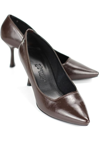 Ayça Esnek Yumuşak Kaymaz Taban (7 Cm) Kahverengi Rugan Kadın Topuklu Ayakkabı fiyatları