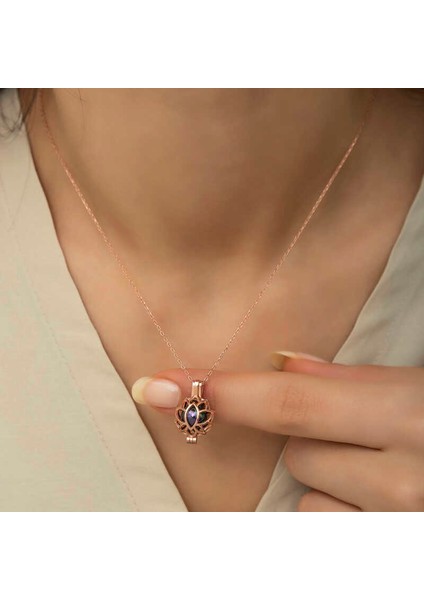 Gümüş Rose Kafesli Lotus Bayan Kolye