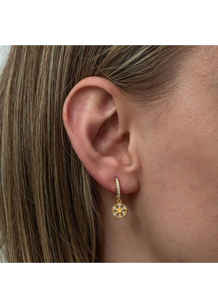 Gümüş Sallantılı Gold Kar Tanesi Kadın Küpe fiyatları