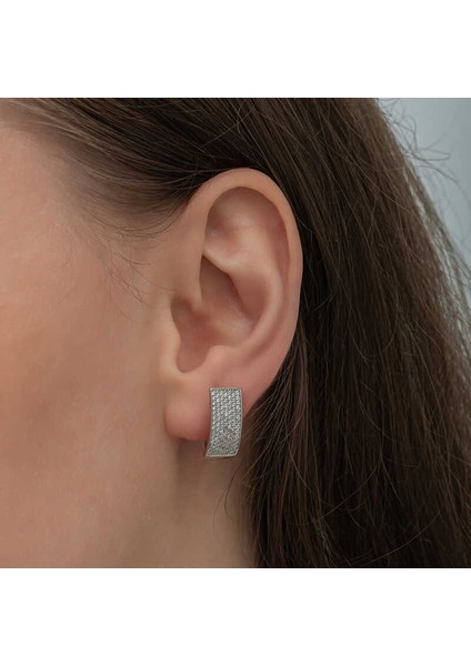 Gümüş 7 Sıra Beyaz Taşlı J Kadın Küpe fiyatları