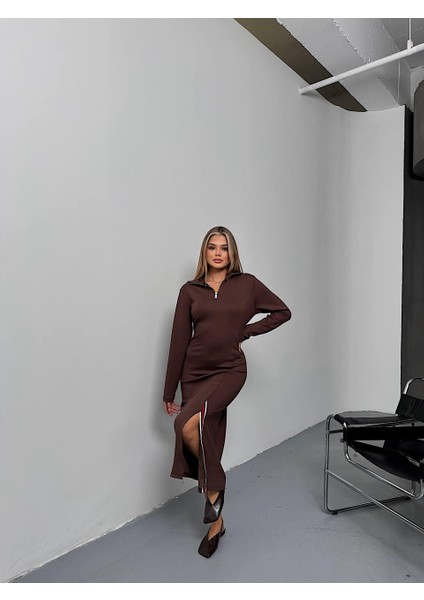 Kadın Kahverengi Fermuarlı Şerit Yırtmaç Detaylı Modal Kumaş Kahverengi Yenisezon Uzun Casual Elbise