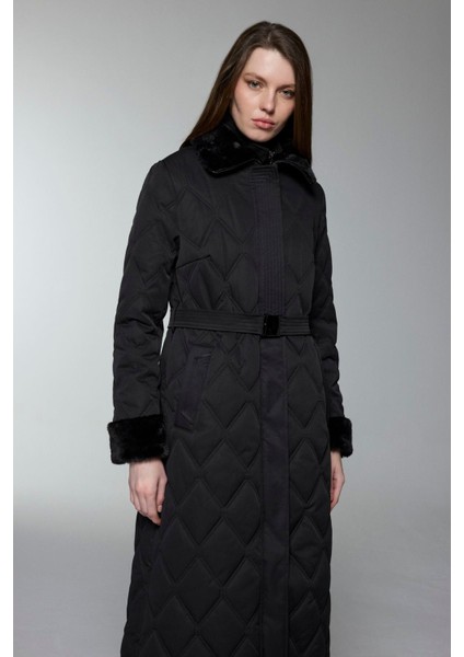 Peluş Yaka ve Kol Detaylı Kapitone Mont fırsatları