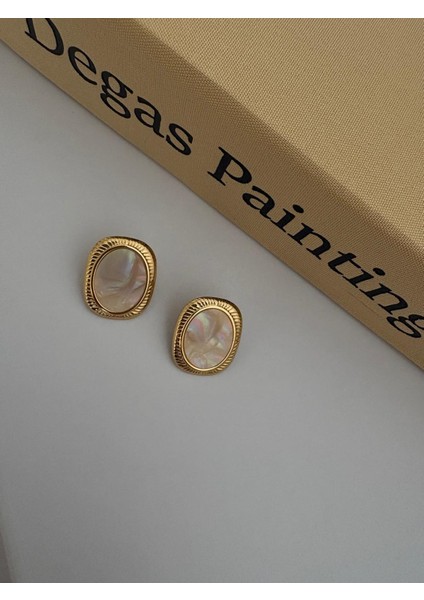 Vintage Sedef Taşlı Dikdörtgen Düğme Model Gold Çelik Küpe fiyatları