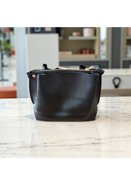 Fularlı Kadın El ve Omuz Çantası modelleri