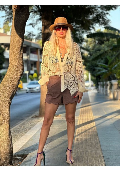 Kadın Beyaz Dantel Işlemeli Uzun Kollu Transparan Gömlek modelleri